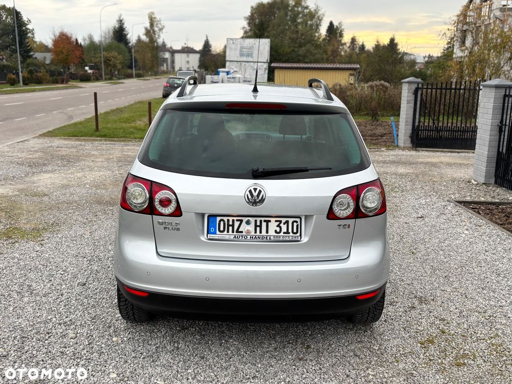 Volkswagen Golf - 23
