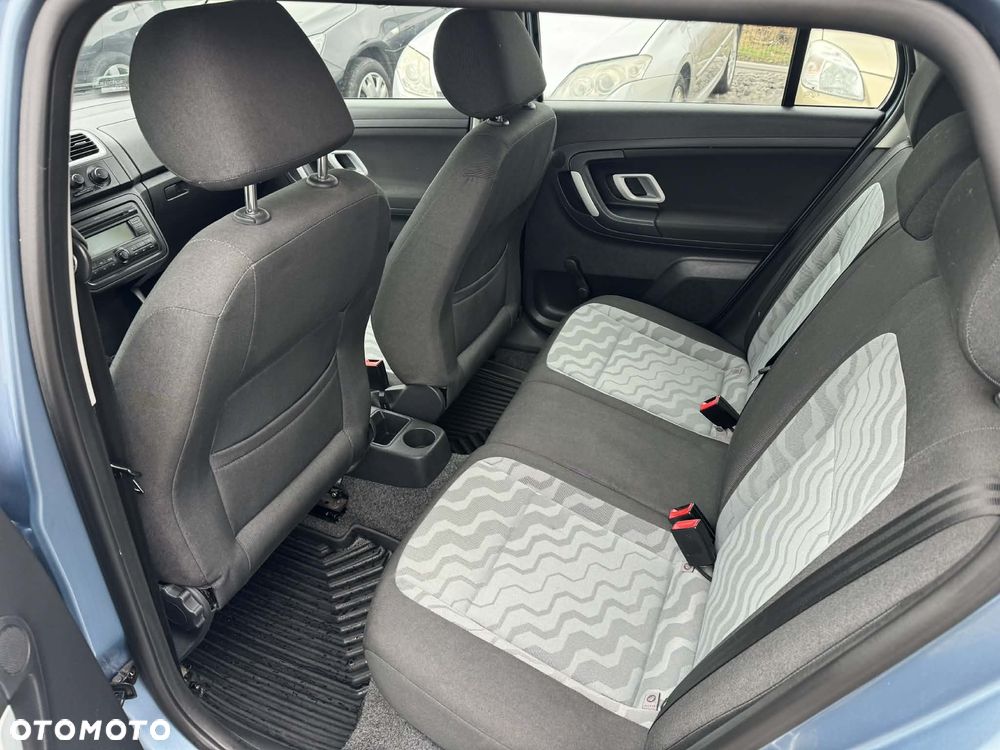 Skoda Fabia 1.4 16V Sport - 10