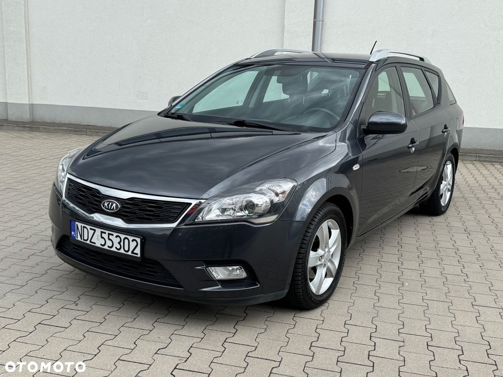 Kia Ceed 1.6 Crdi Comfort + - 1