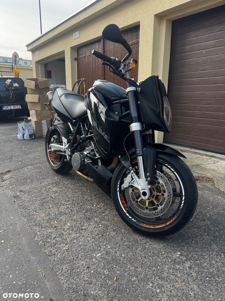 KTM Super Duke - 1