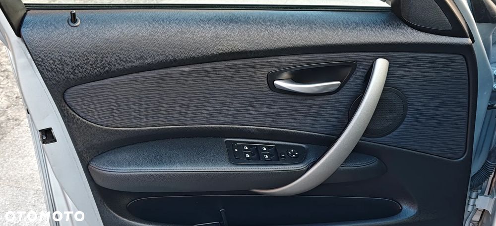 BMW Seria 1 - 22