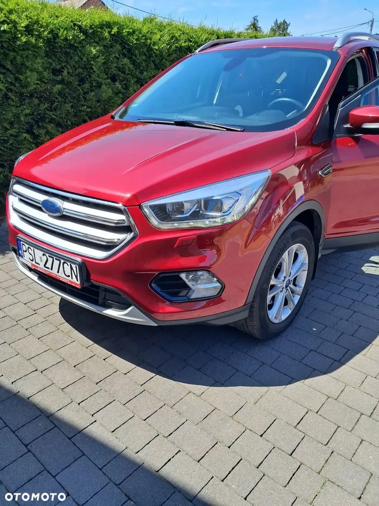 Ford Kuga 1.5 EcoBoost 2x4 Titanium - 3