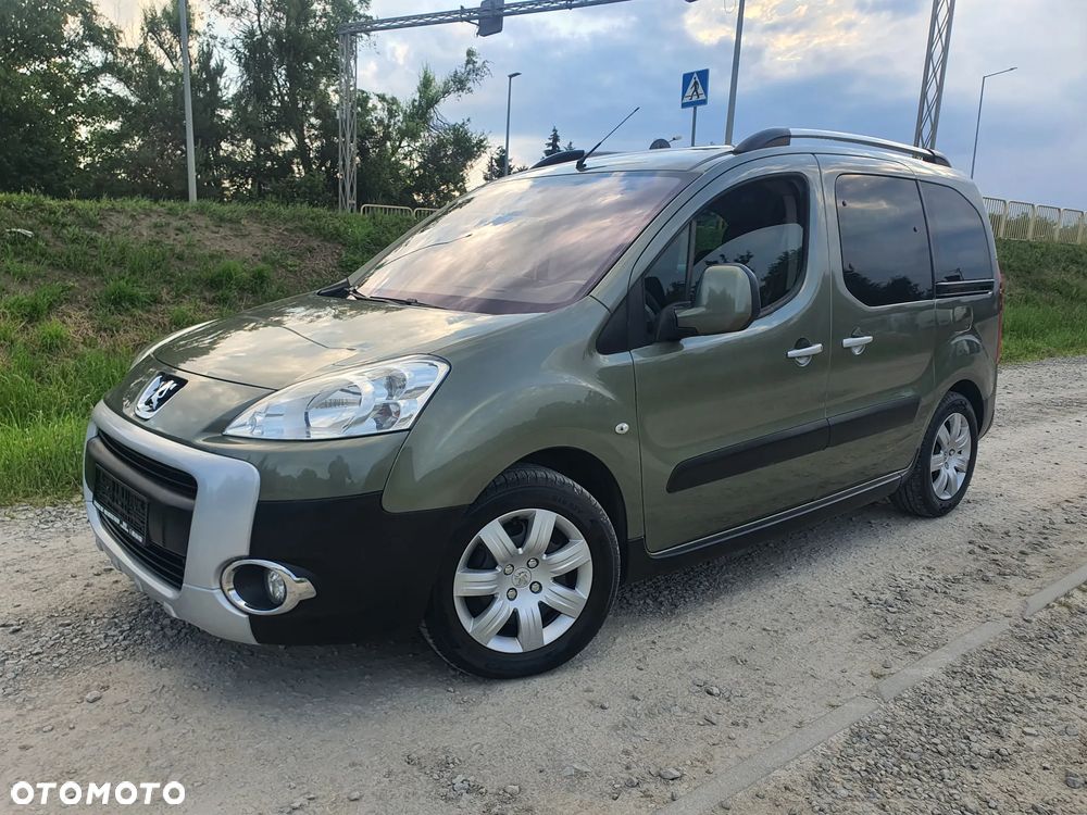 Peugeot Partner 110 Family - 11