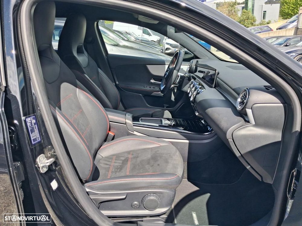 Mercedes-Benz A 200 AMG Line Aut. - 13