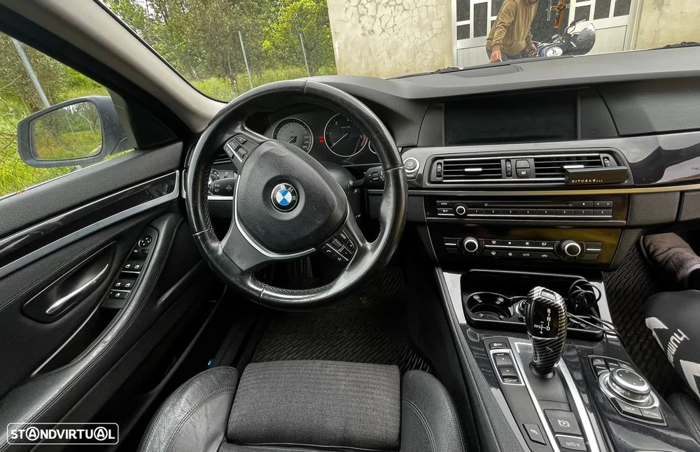 BMW 520 d Auto - 17