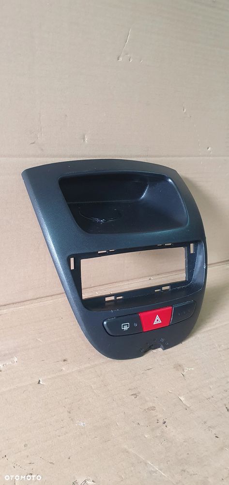 Ramka radia konsoli dekor Toyota Aygo I 55405-0H010 - 3