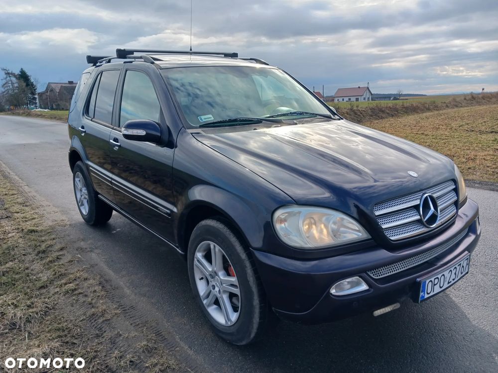 Mercedes-Benz ML - 4