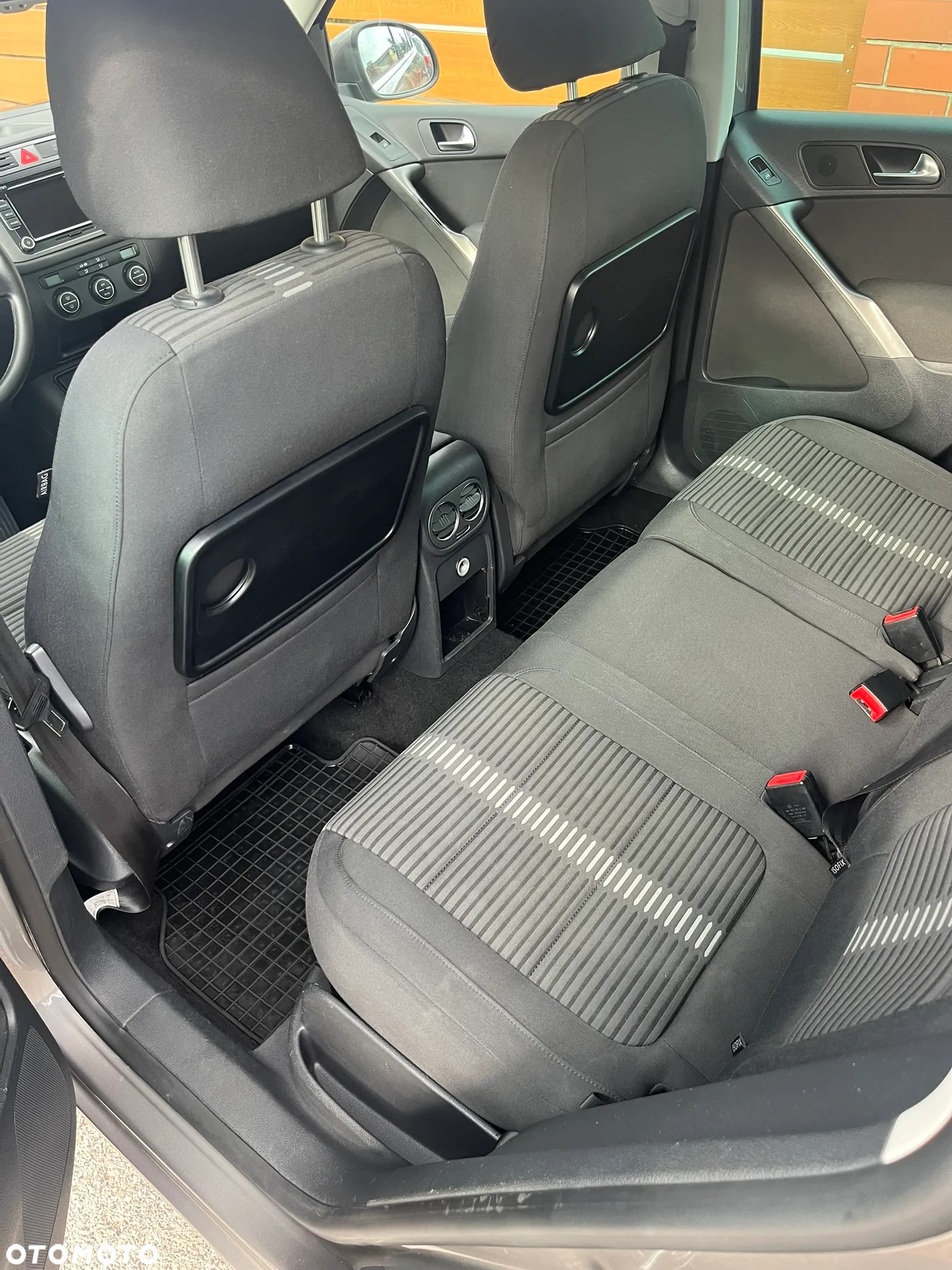 Volkswagen Tiguan 2.0 TDI 4Mot Track&Field - 10