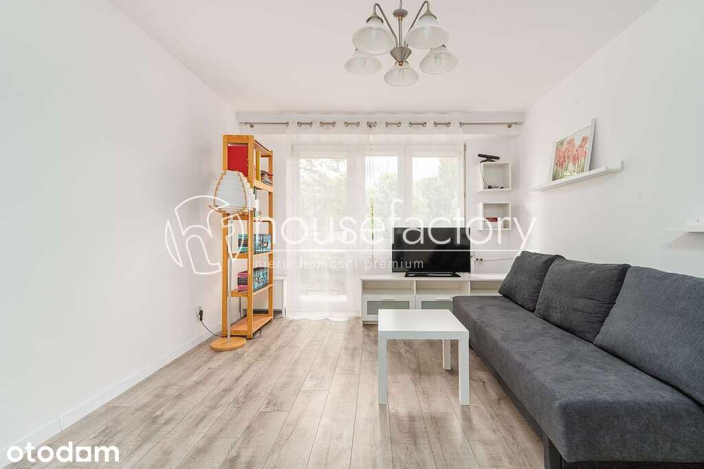 32m2 Łączna 38/40 balkon, do zamieszkania!