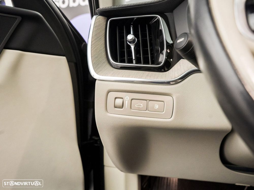 Volvo XC 60 2.0 T6 PHEV Inscription AWD - 21