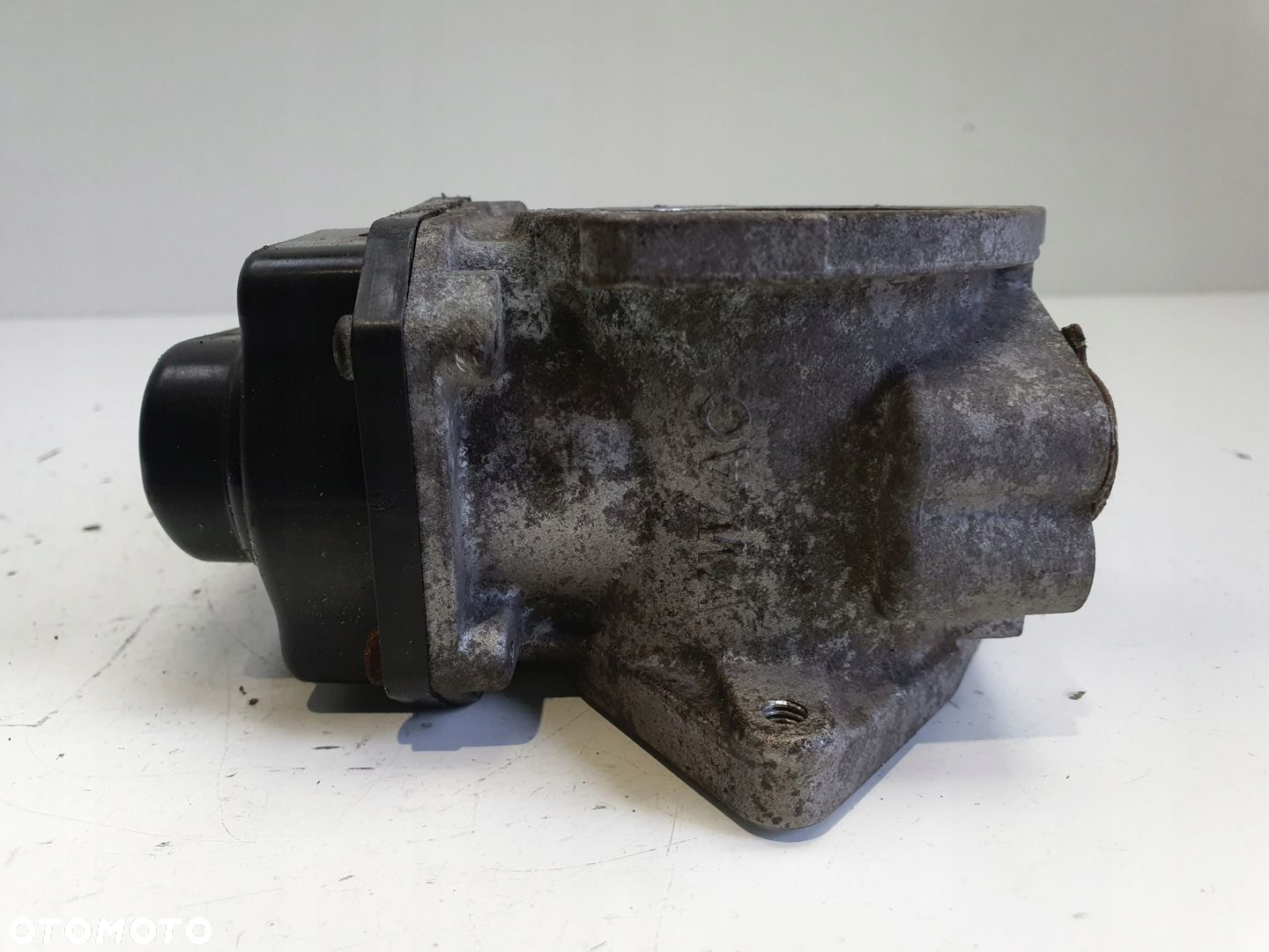Audi A4 B8 2.0 TDI ZAWÓR EGR 03L131501G - 3