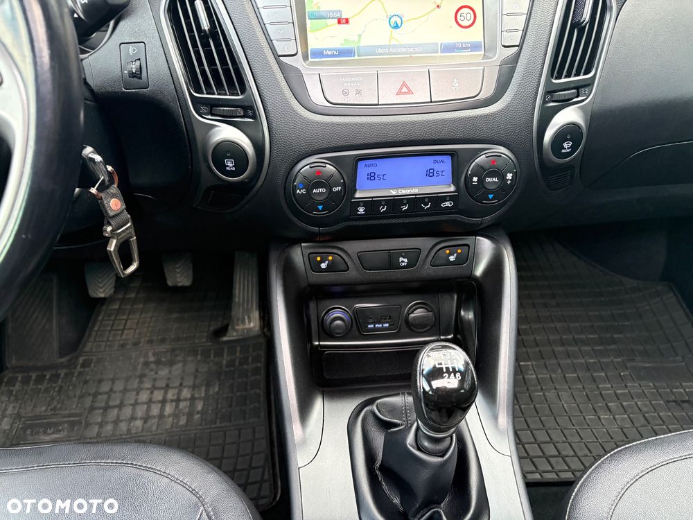 Hyundai ix35 1.7 CRDi 2WD blue Style - 37