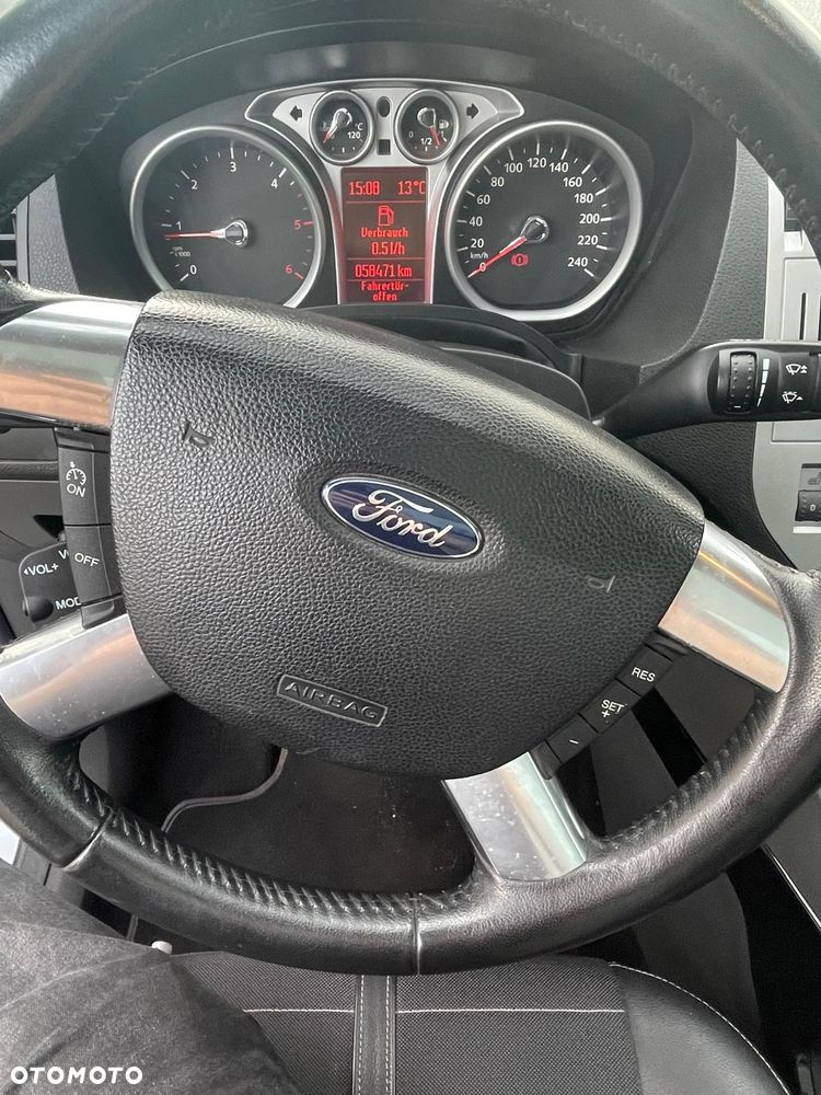 Ford Kuga 2.0 TDCi 4WD Titanium - 6