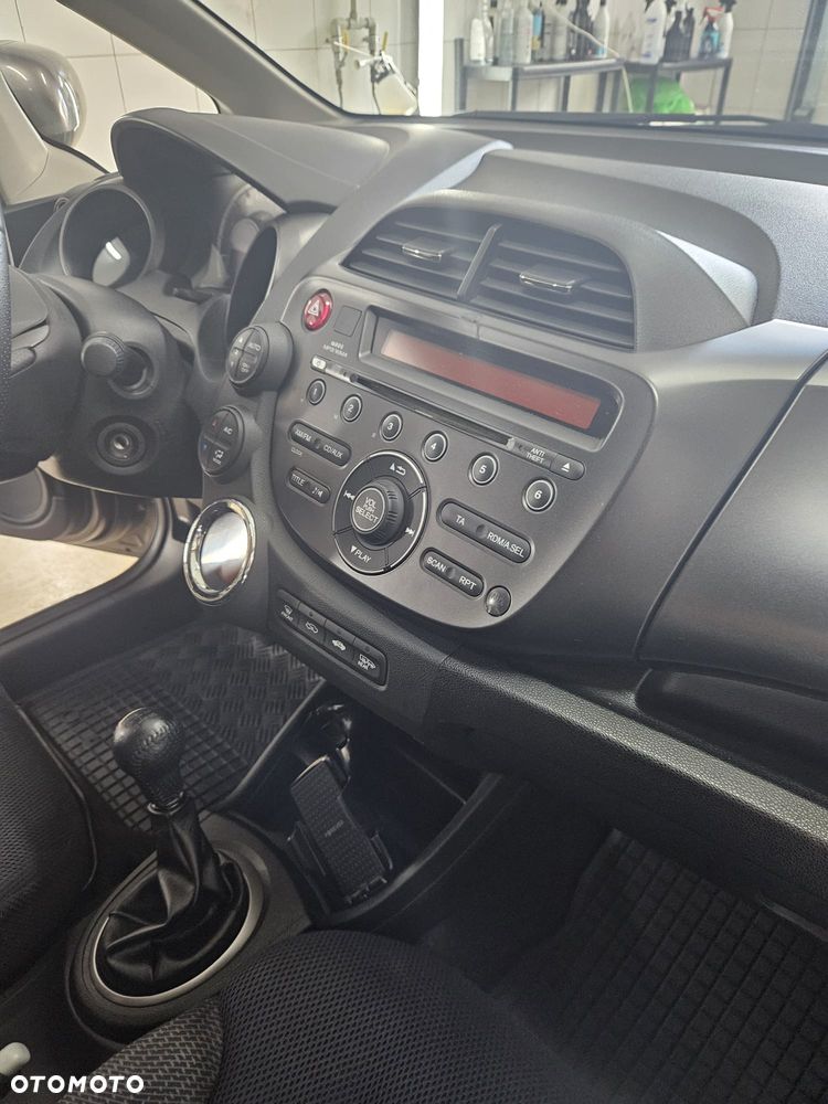 Honda Jazz 1.4 Executive - 13