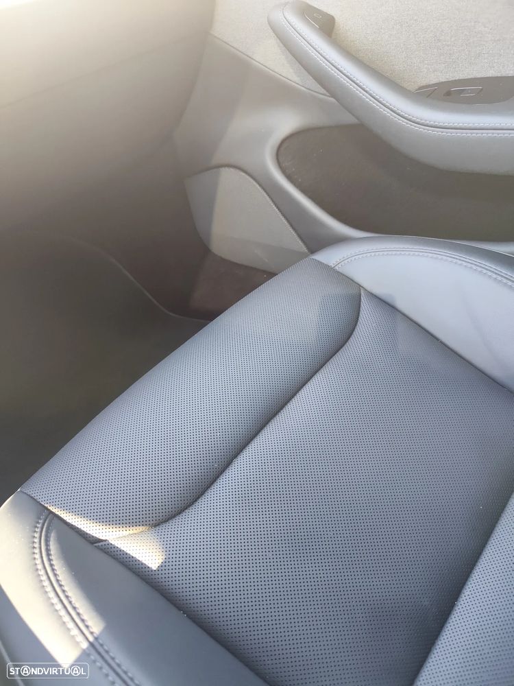 Tesla Model 3 Tração Traseira Premium - 10