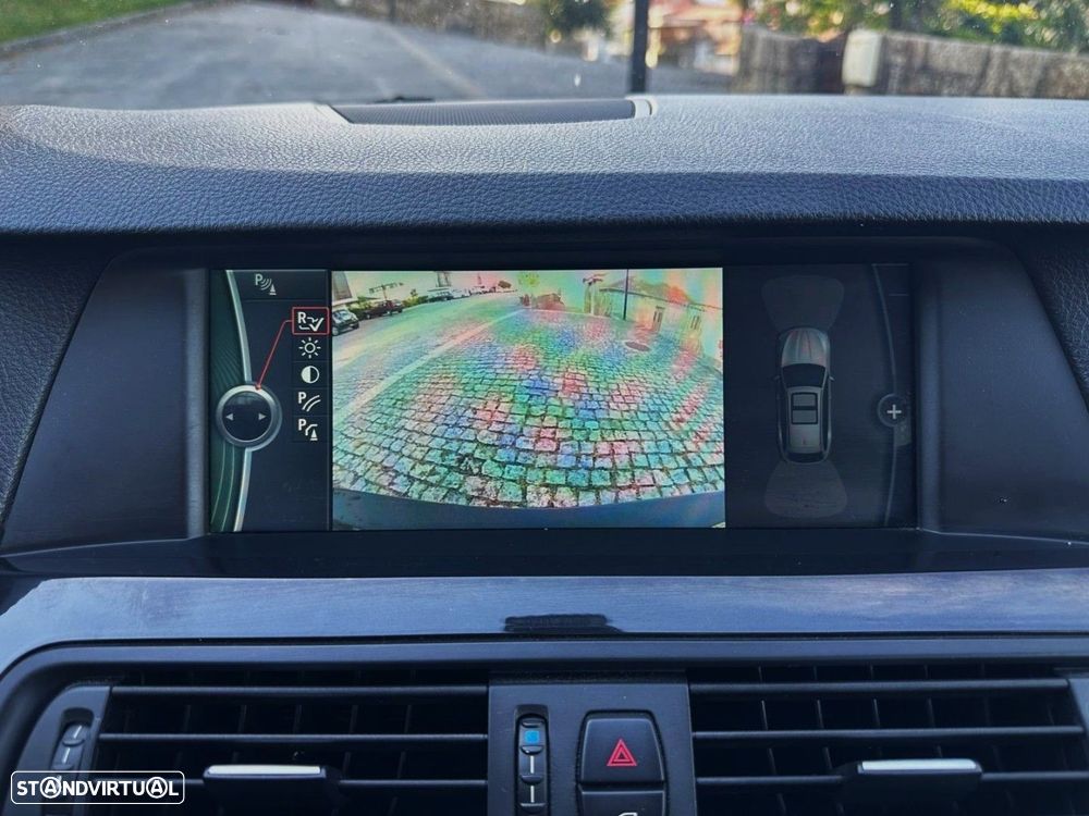 BMW 520 d Auto - 11