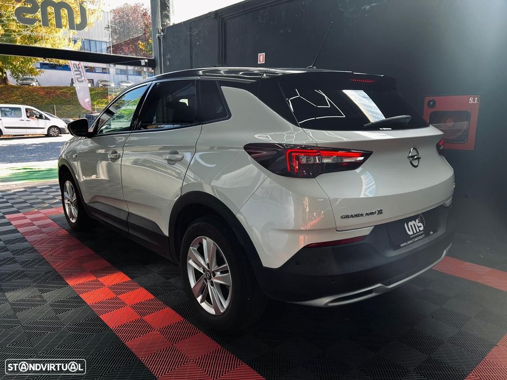 Opel Grandland X 1.2 T Business Edition - 10