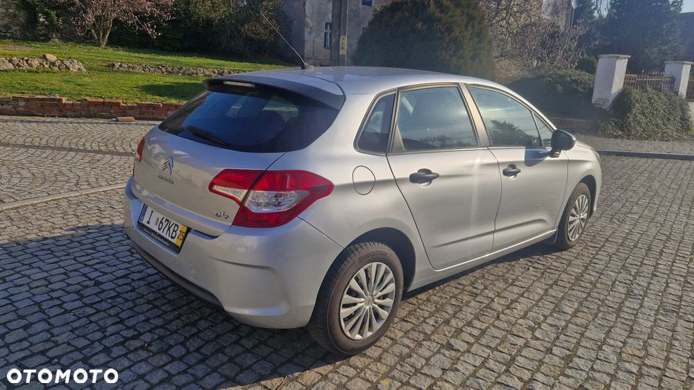 Citroën C4 HDi 90 Attraction - 6
