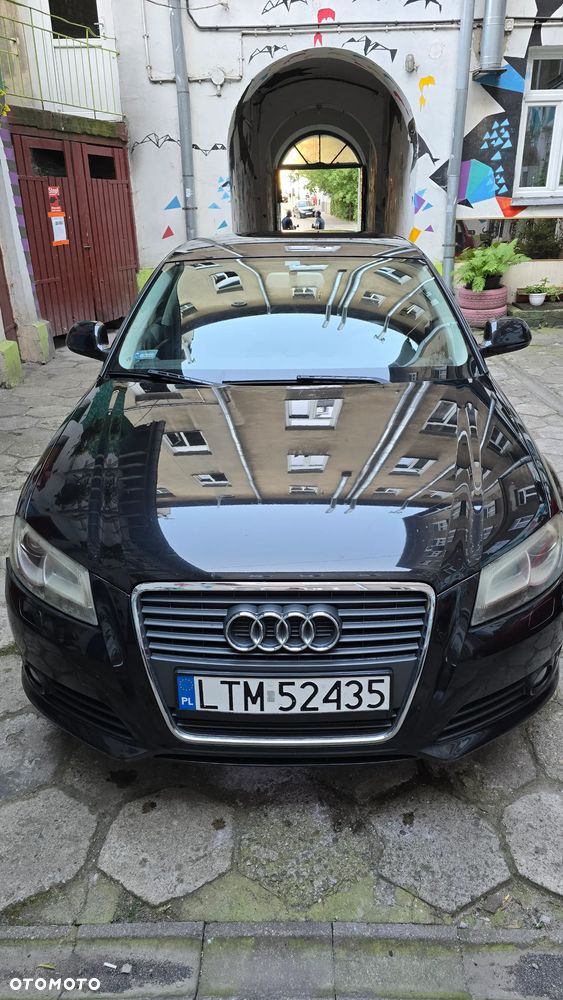 Audi A3 Sportback - 1