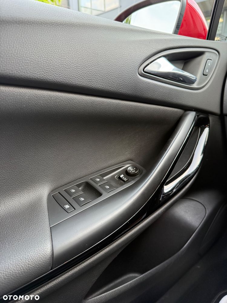 Opel Astra 1.4 T Elite - 20