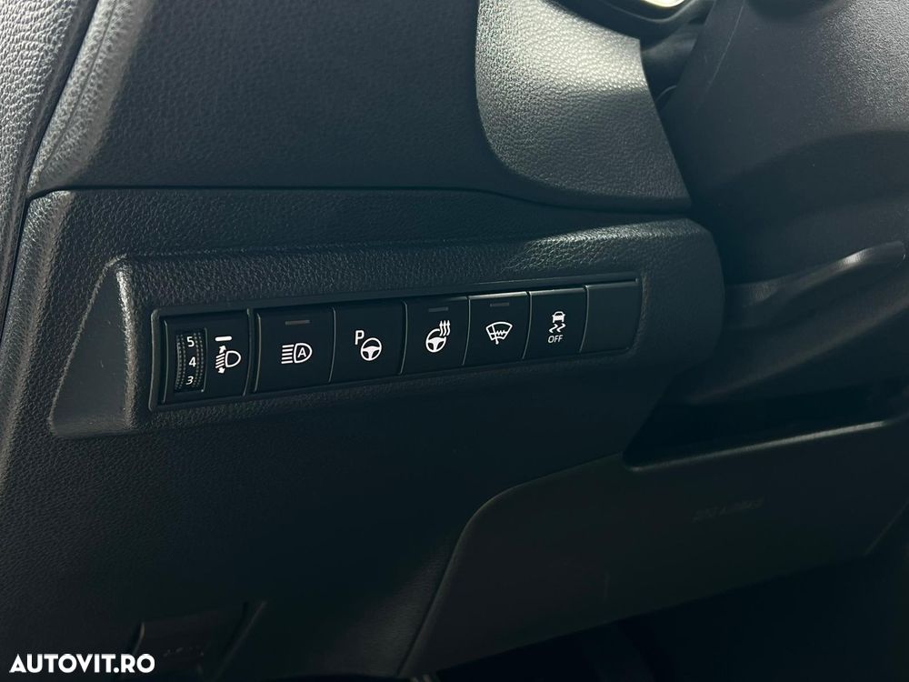 Toyota Corolla - 21