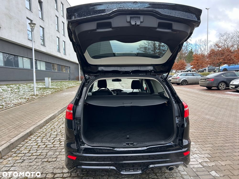 Ford Focus 1.5 EcoBoost STart-Stopp-System ST-Line - 24