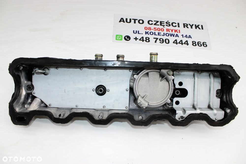 Audi A6 C4 100 Silnik 2.5 Tdi AEL Pokrywa Zaworów - 3