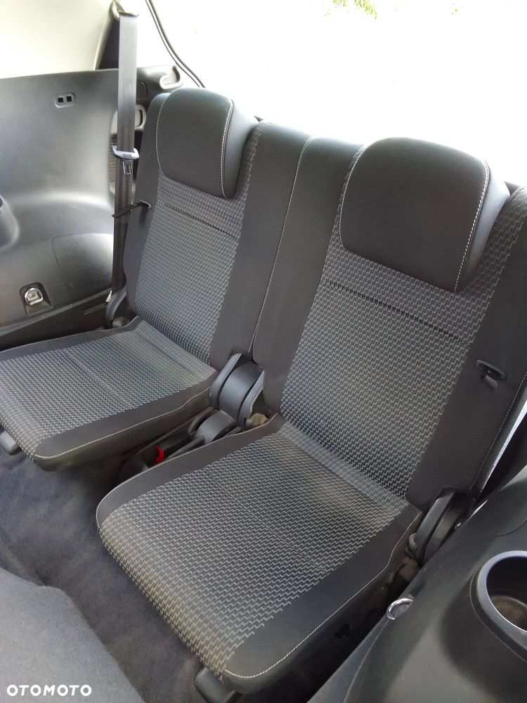 Toyota Verso 1.6 D-4D Premium 7os EU6 - 12
