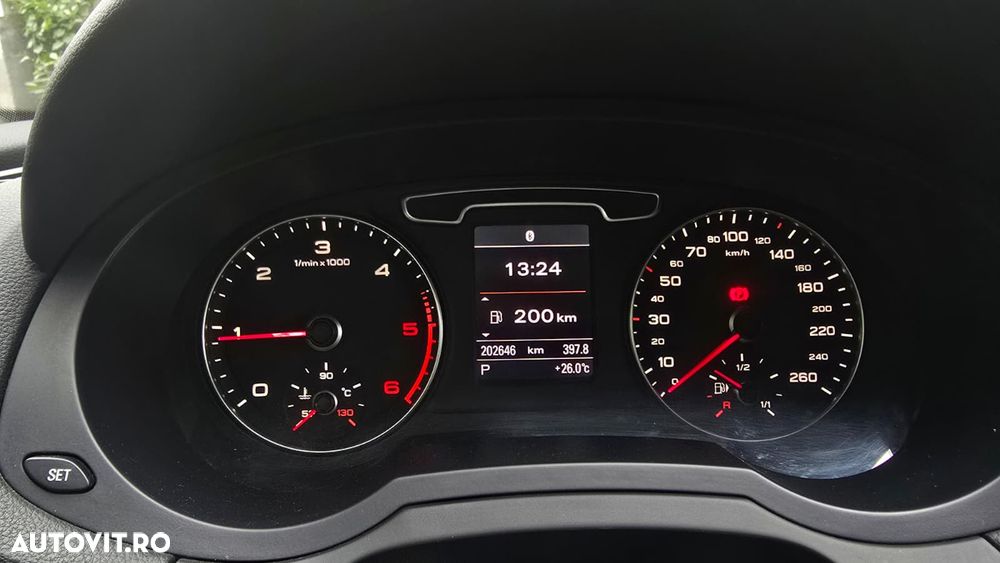 Audi Q3 2.0 TDI Quattro S tronic - 23