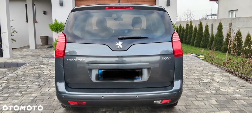 Peugeot 5008 1.6 THP Premium + - 4