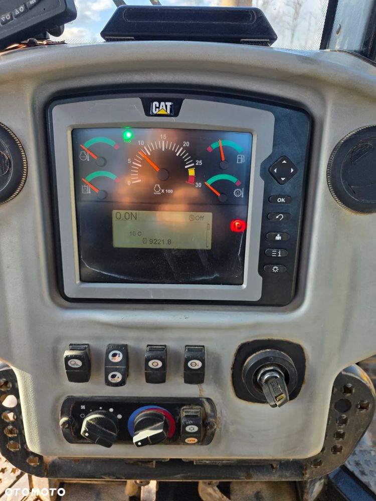 Caterpillar D6N LGP - 18