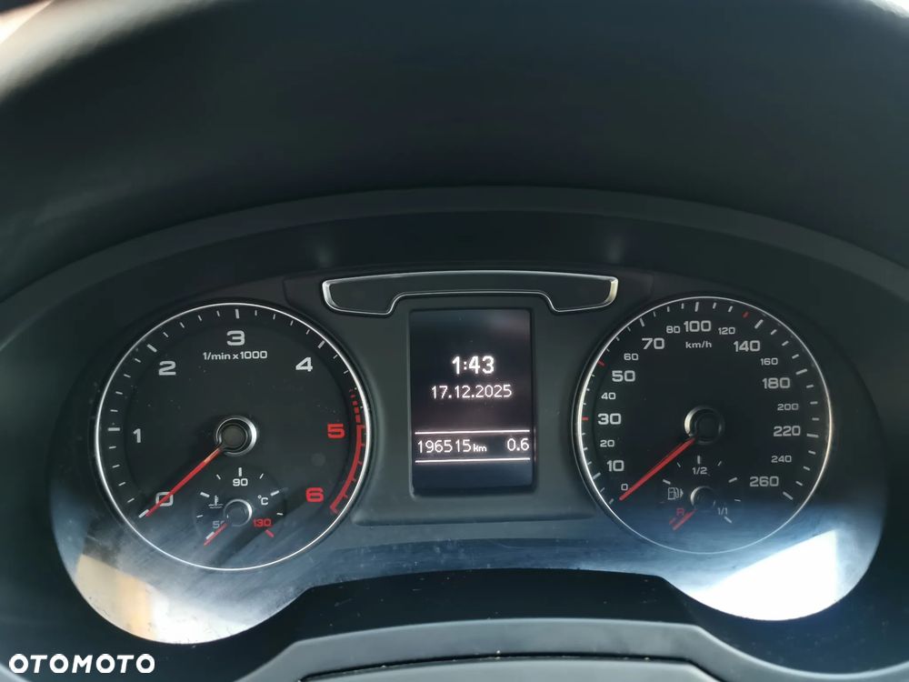 Audi Q3 35 TDI Quattro S tronic - 24