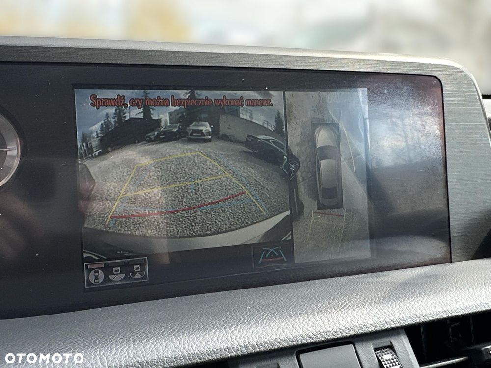 Lexus ES 300h Prestige - 27