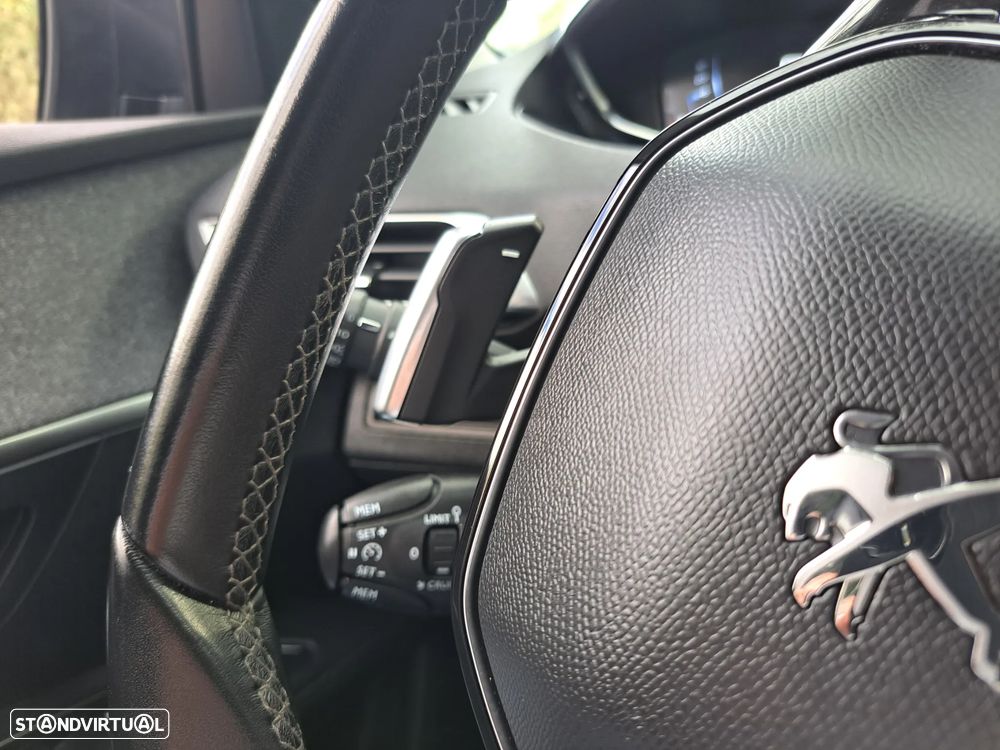 Peugeot 5008 BlueHDI 130 EAT8 Allure - 19