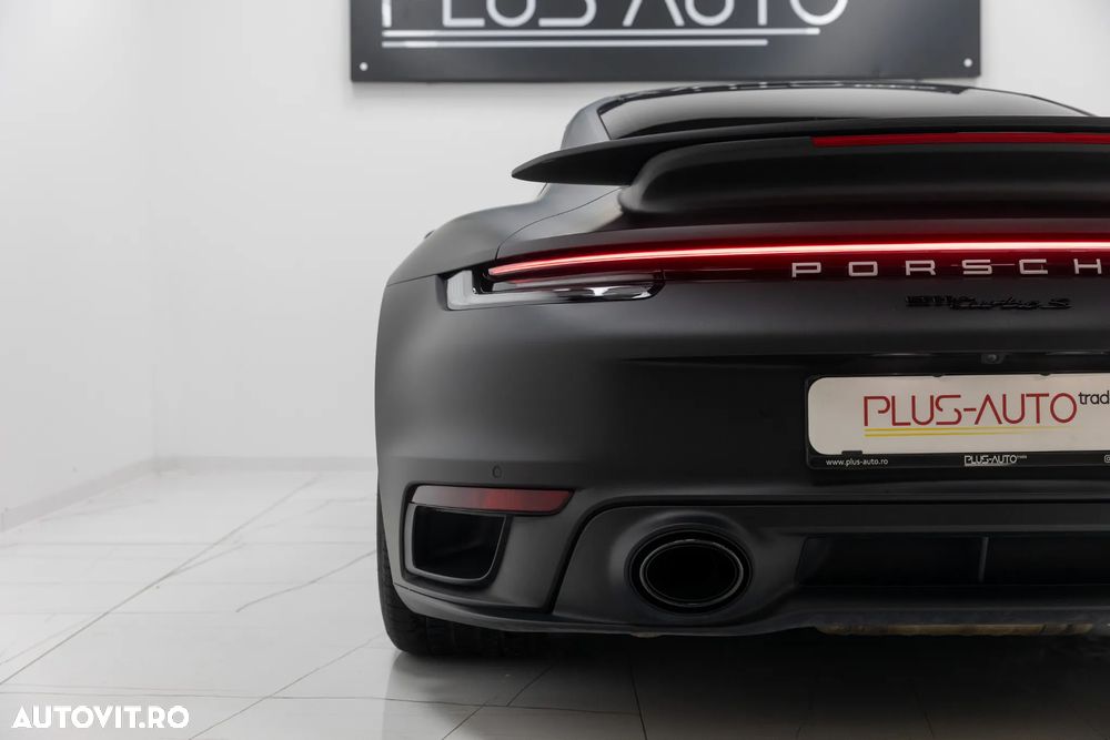Porsche 911-TURBO-S Standard - 16