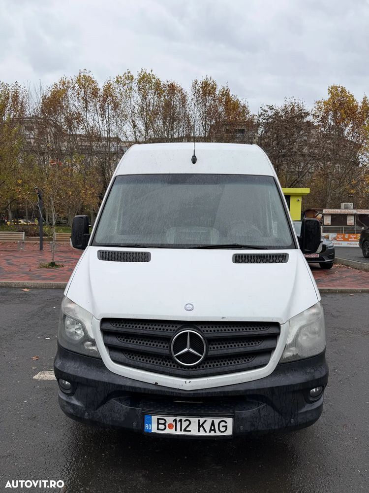 Mercedes-Benz Sprinter - 2