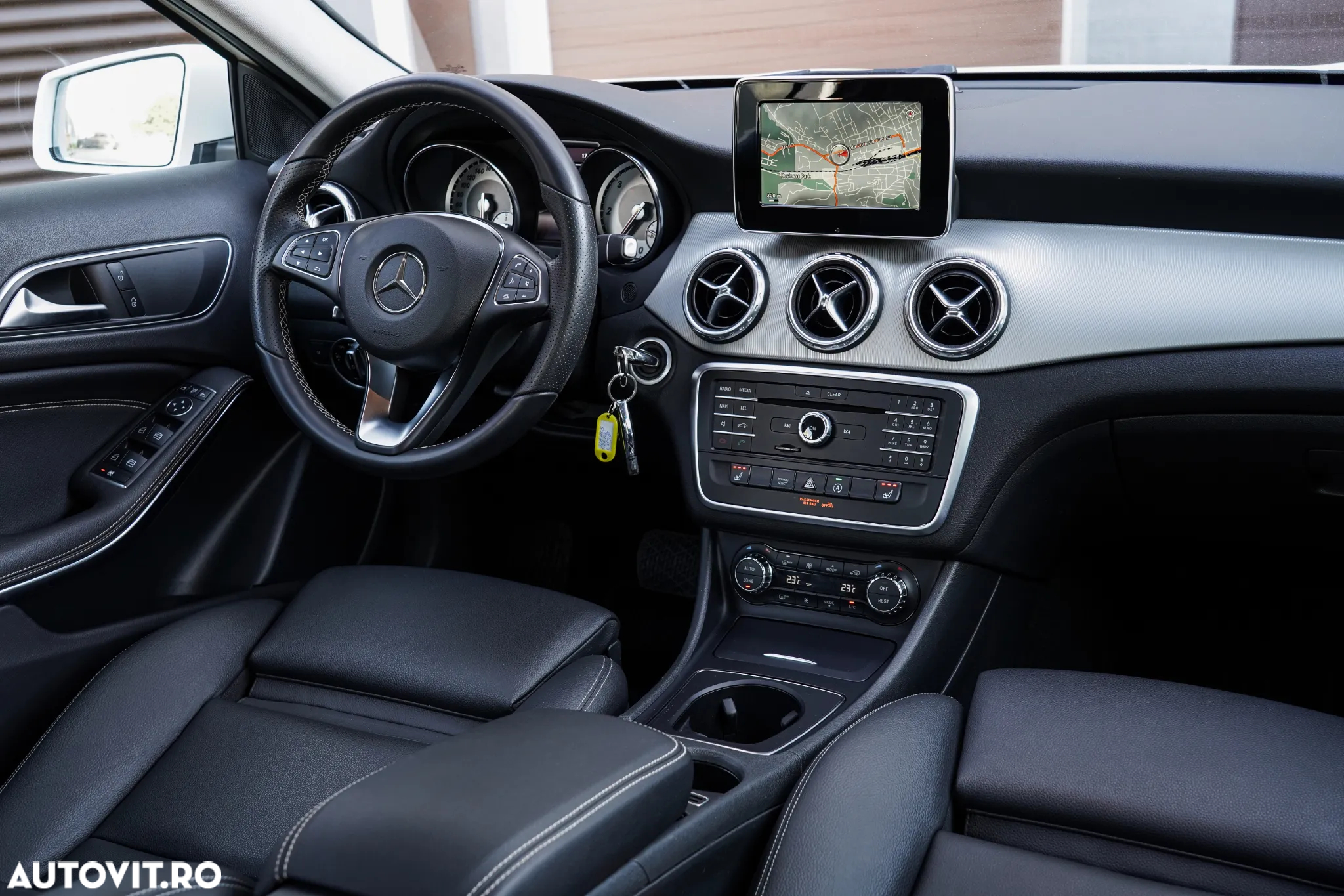 Mercedes-Benz GLA 220 d 4Matic 7G-DCT AMG Line - 11