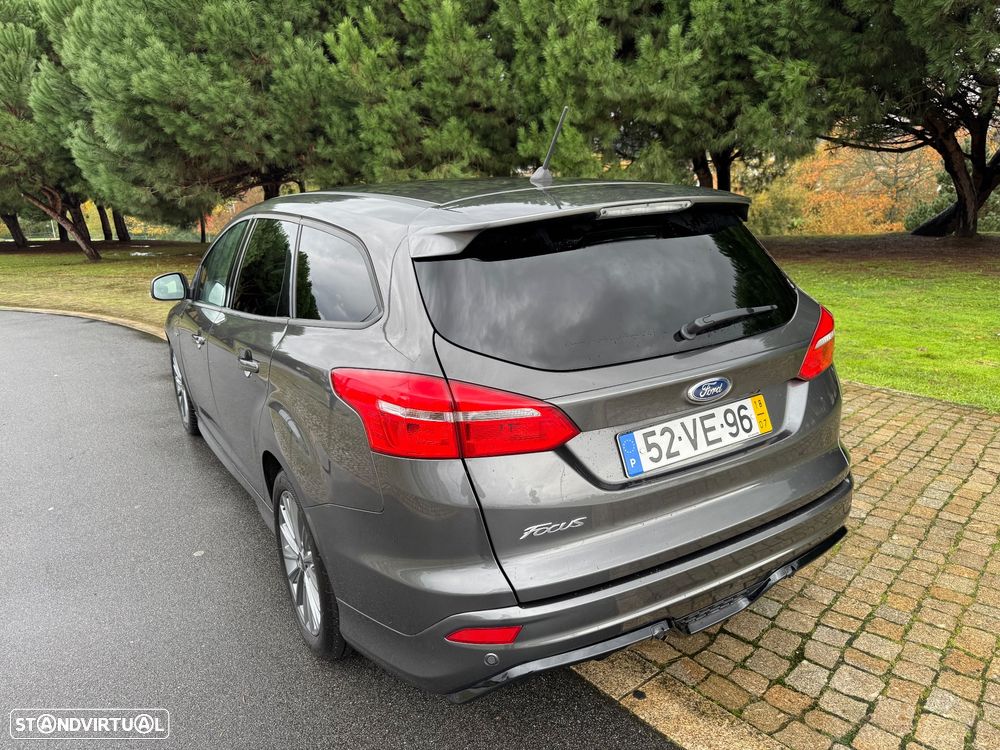 Ford Focus SW 1.5 TDCi EcoBlue ST-Line - 15