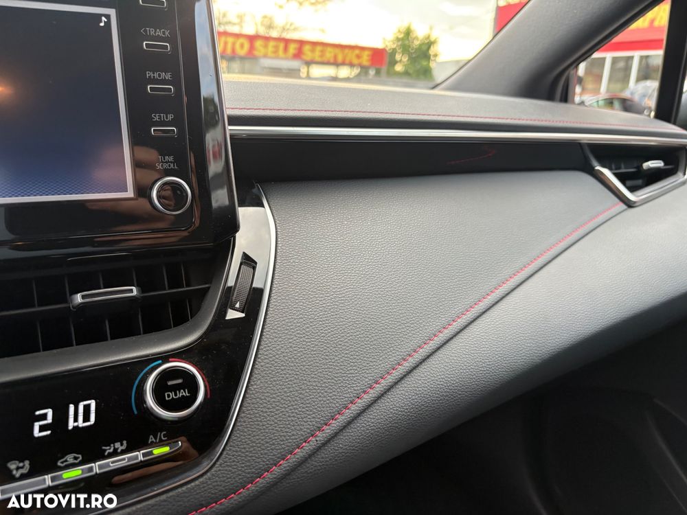 Toyota Corolla 1.8 HSD Exclusive interior Negru - 18