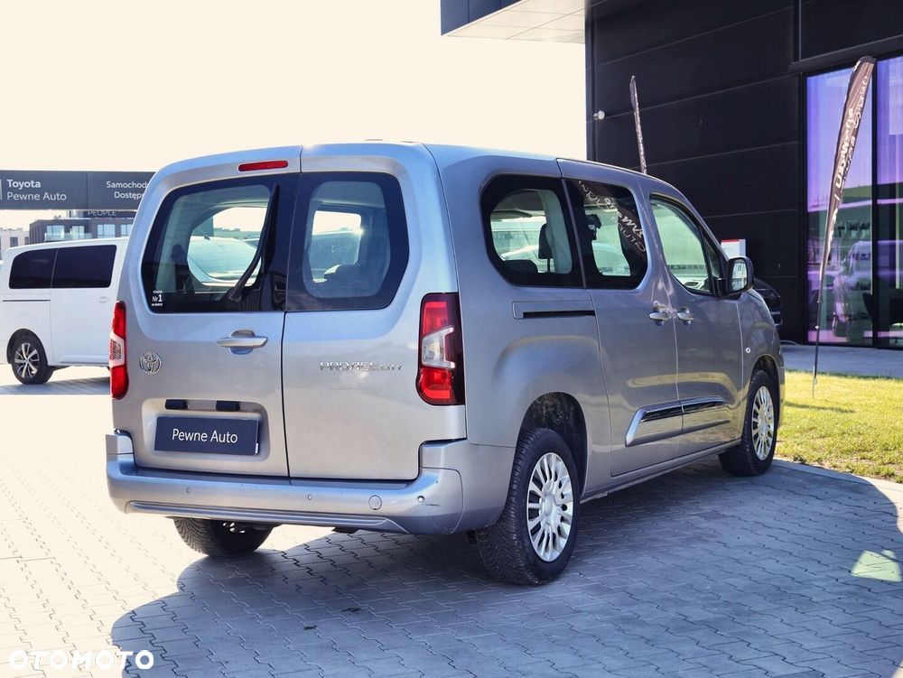 Toyota Proace City Verso Long 1.5 D-4D Business - 8