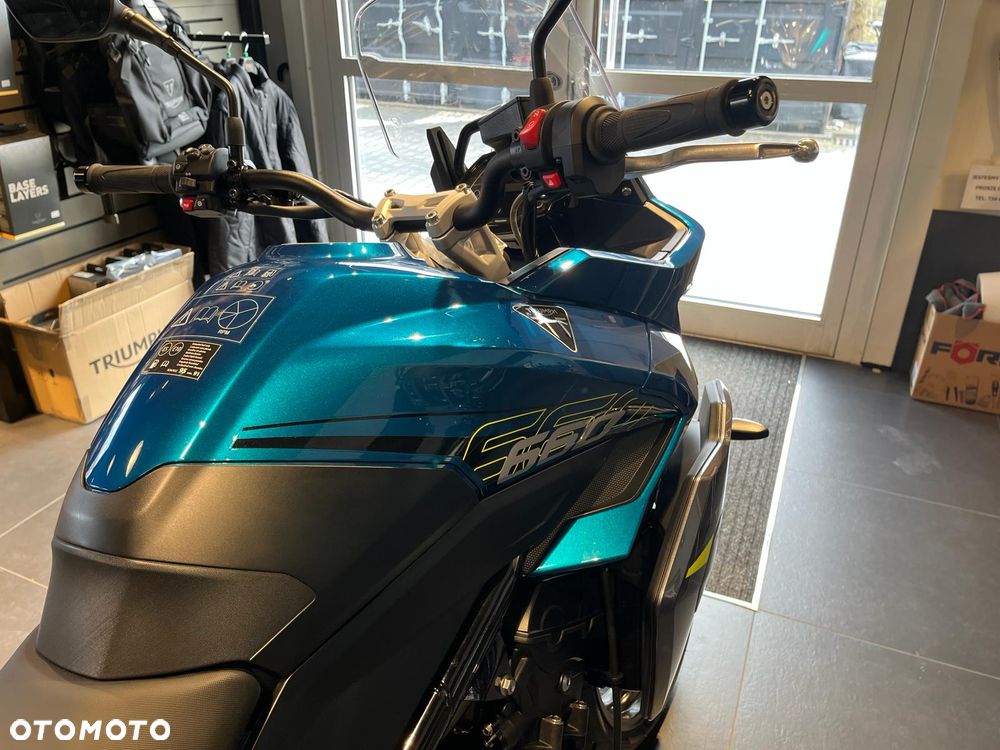 Triumph Tiger - 12