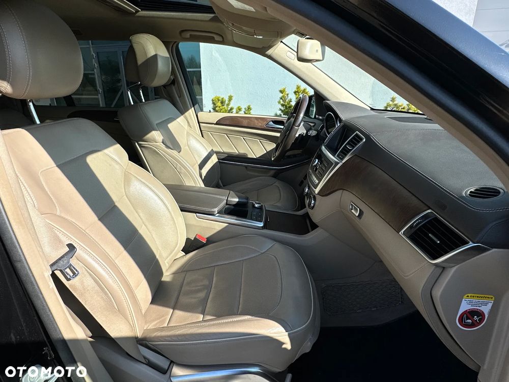 Mercedes-Benz GL - 35