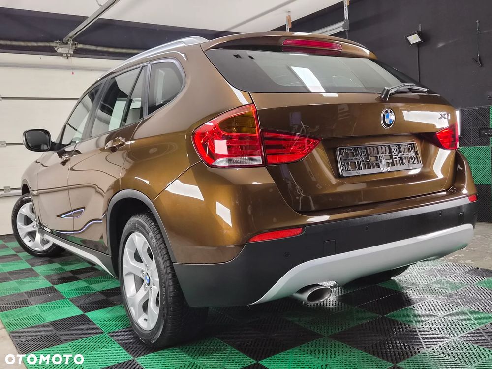 BMW X1 sDrive20d - 10