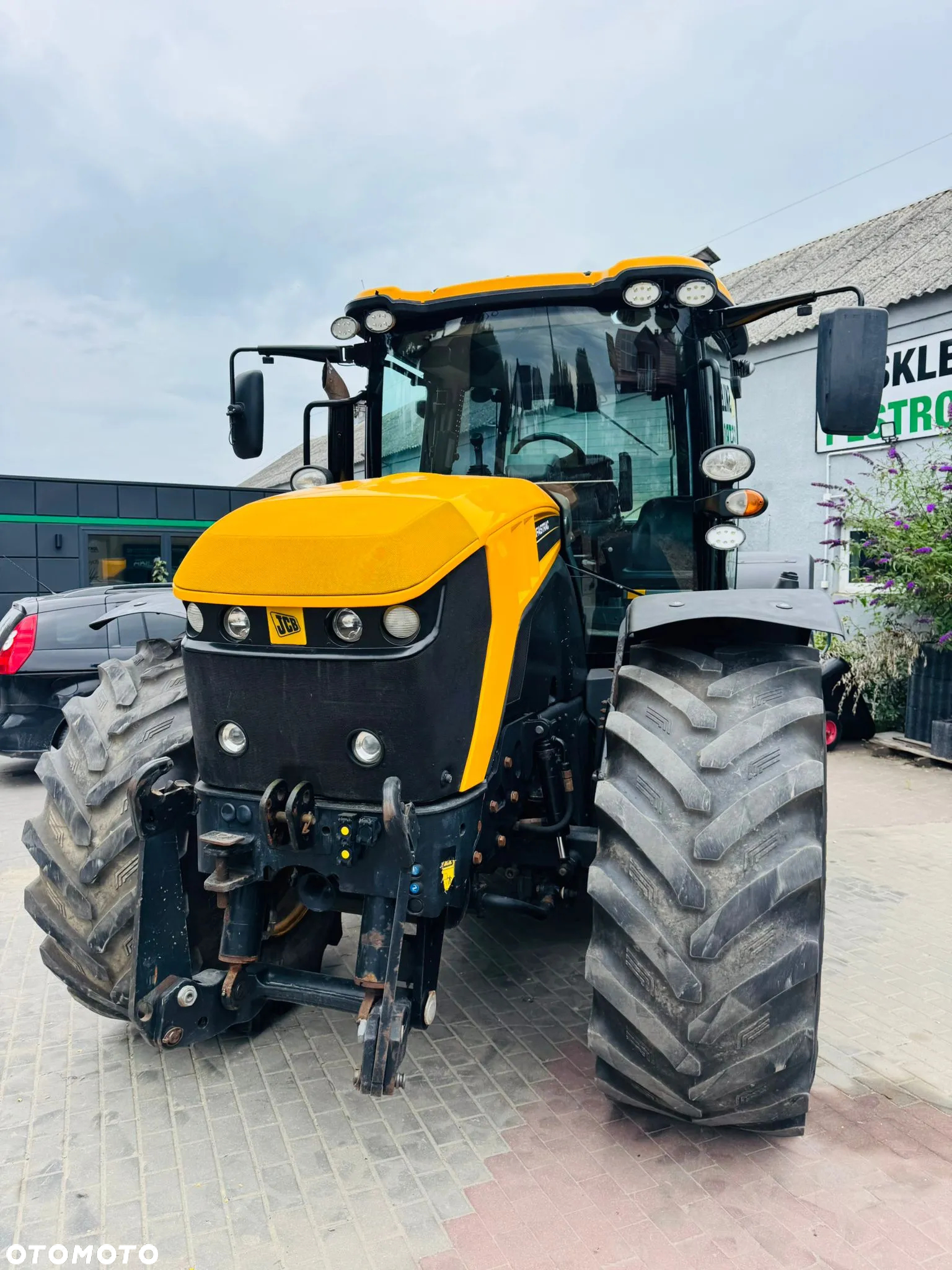 JCB 4220 - 3