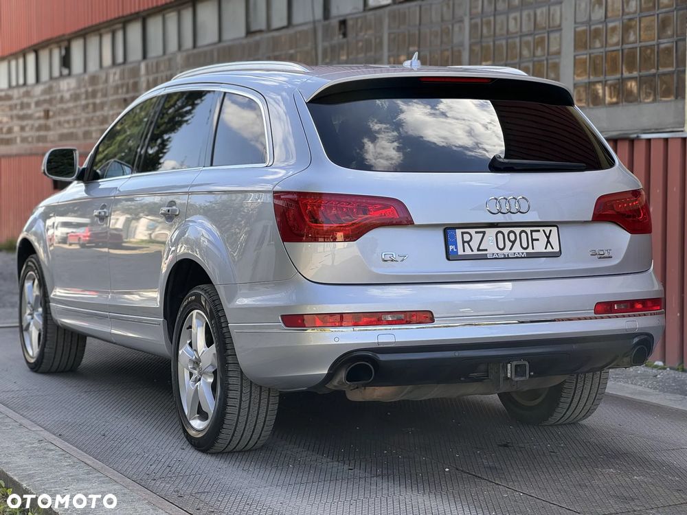Audi Q7 3.0 TFSI Quattro Tiptronic - 5