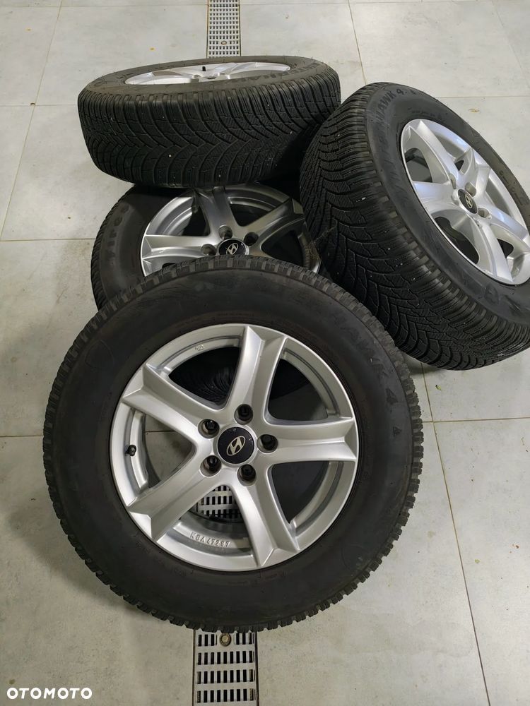 Koła zimowe 215/70 R16 - 2