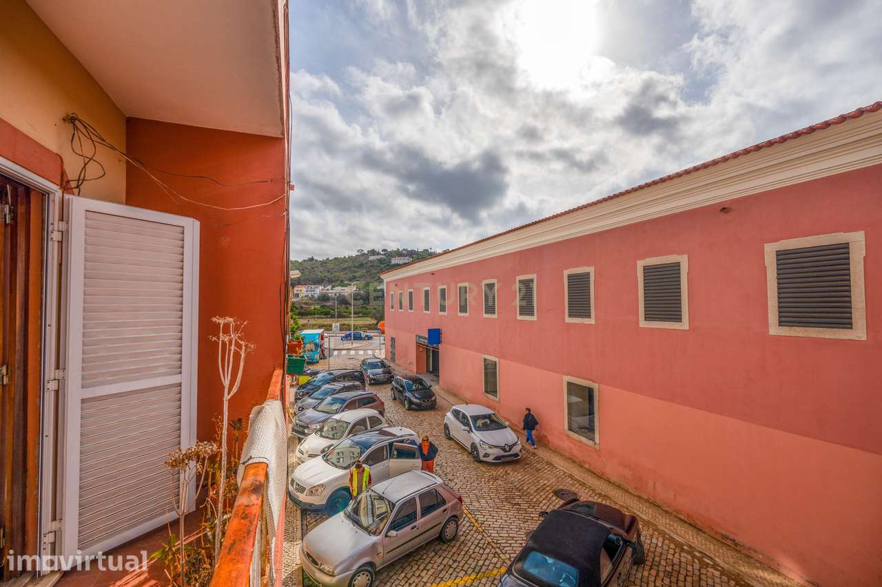 T3 com área de 110m² no Centro Histórico de Silves: para Renovar e Faz - Grande imagem: 4/20