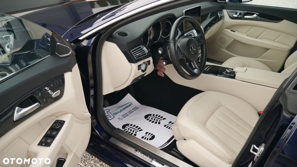 Mercedes-Benz CLS - 14