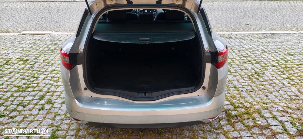 Renault Mégane Sport Tourer - 4