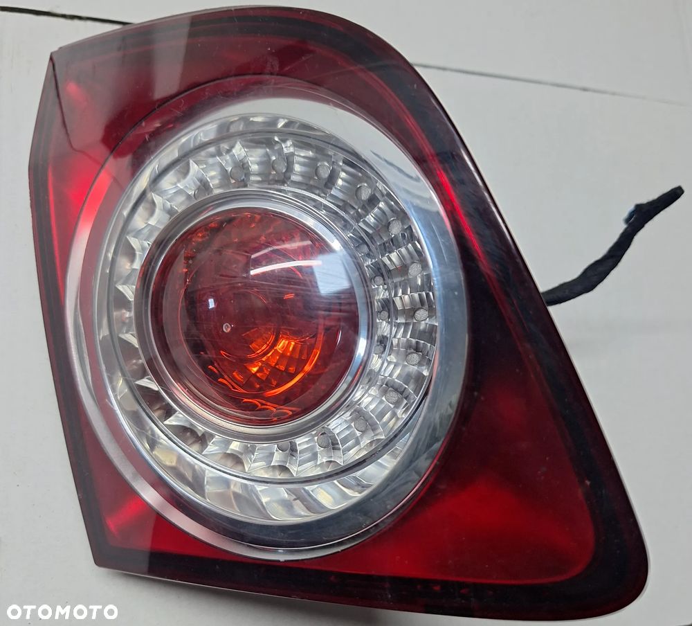 LAMPA TYLNA W KLAPE-  PRAWA , LEWA - VW GOLF PLUS  / EUROPA - 2